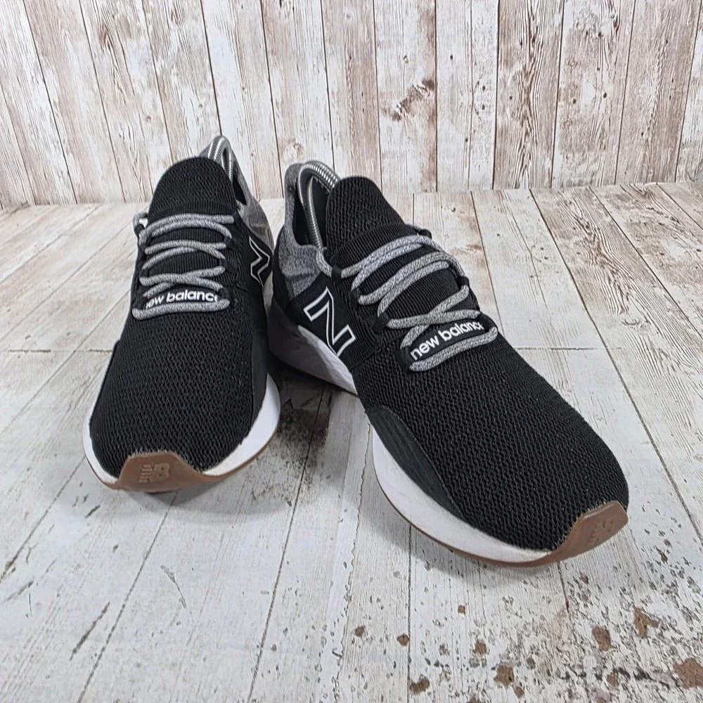 New Balance Fresh Foam Roav v1 Black Grey Running Shoes WROAVTK Womens 8